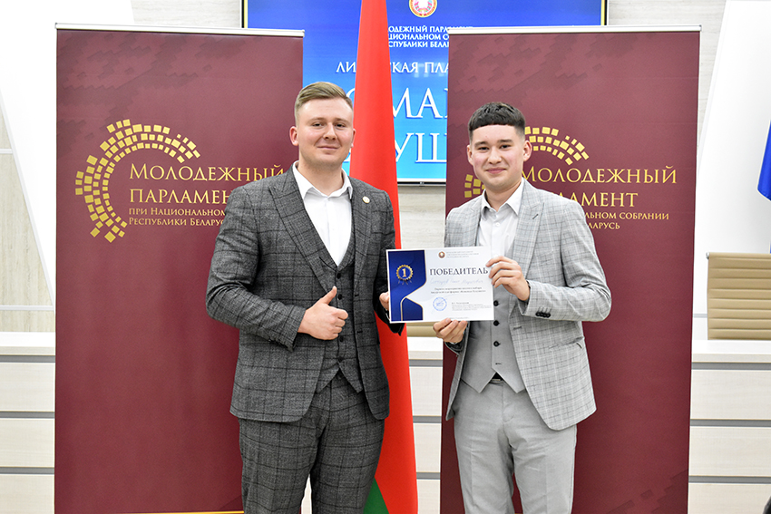 Студент лечебного факультета Ренат Саттаров стал победителем лидерской платформы «Команда будущего»