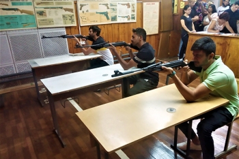 Самые меткие определены на соревнованиях по стрельбе среди иностранных студентов