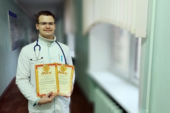 Двух дипломов «X Информационной школы молодого ученого» удостоены научные работы студента лечебного факультета Яна Острожинского