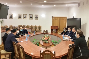 Делегация Посольства КНР в Беларуси посетила ведущий медицинский университет