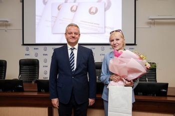 Доктор медицинских наук, профессор Оксана Романова отмечает юбилейный день рождения