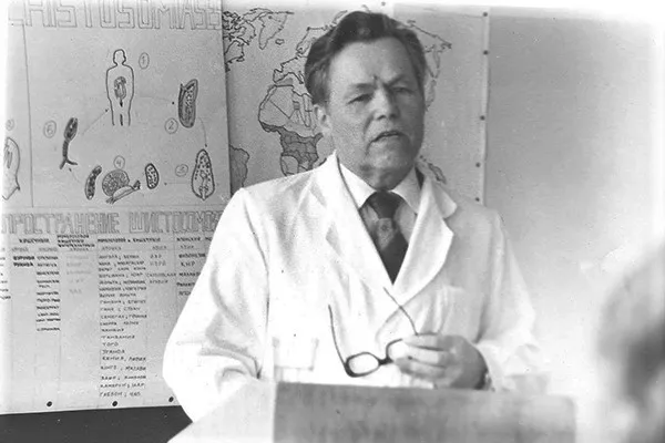 Человек жив, пока живет память о нем.