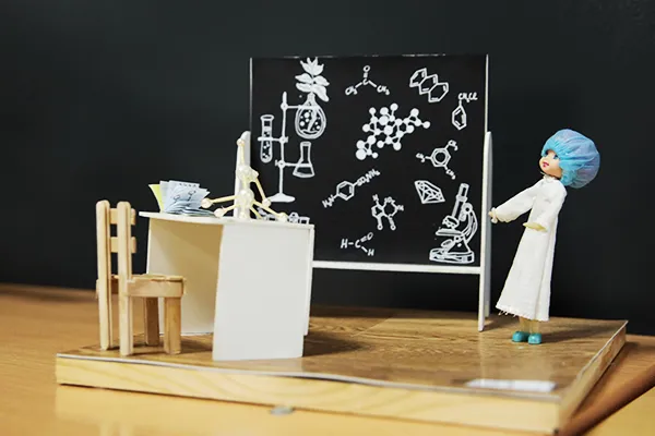 «Біяарганічная хімія ў вобразах» – калядная выстава студэнцкай творчасці