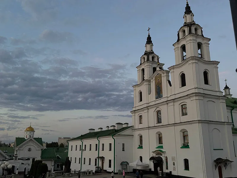 От истории к современности Минска: подарок от профсоюза к 959-летию города 