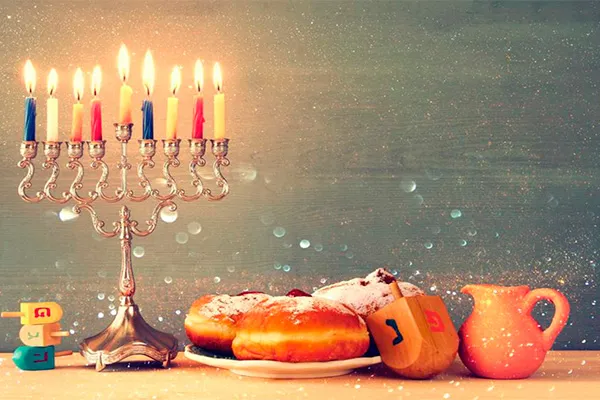 Новый год шагает по планете…