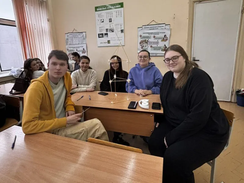 Психологический тренинг: Укрепление неформальных взаимоотношений