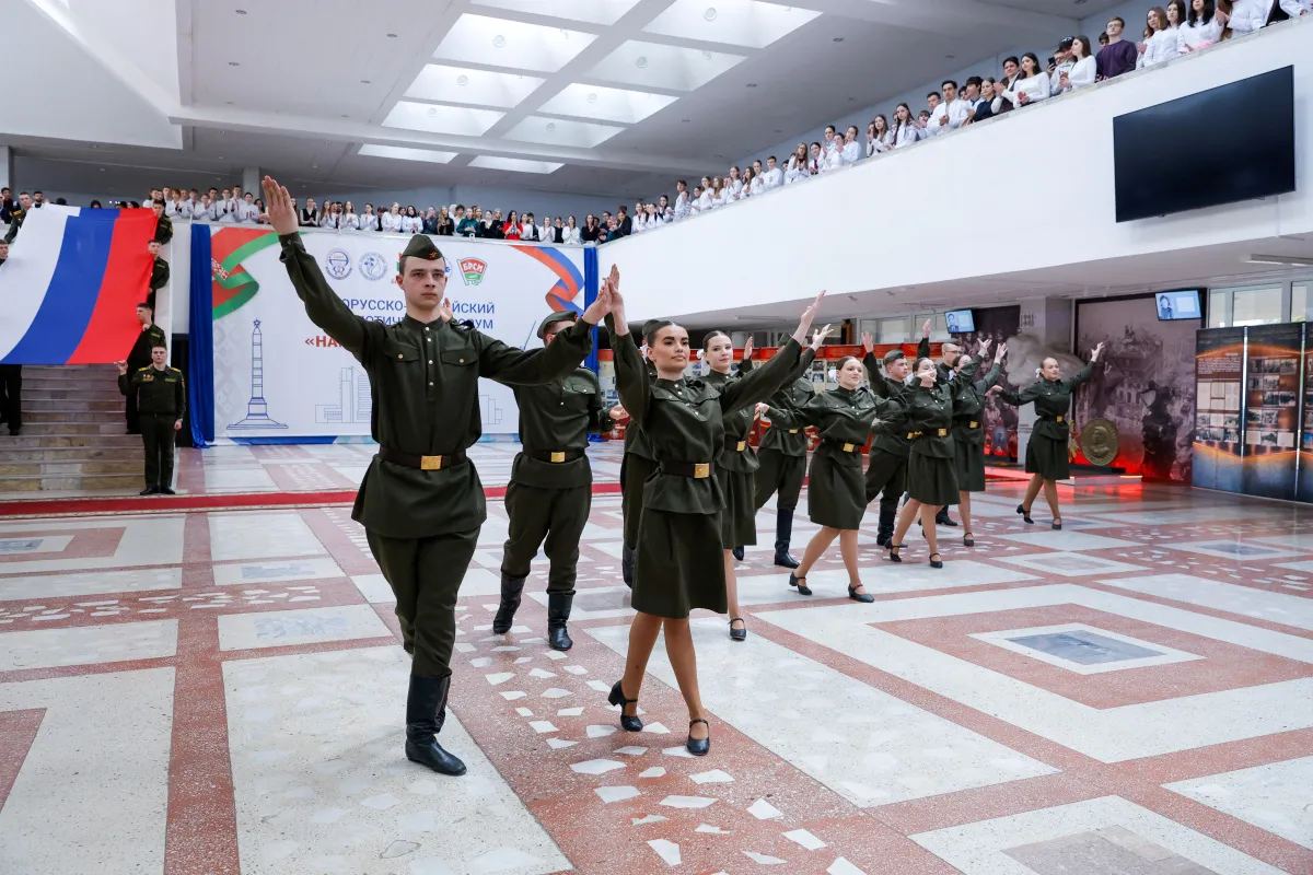 Митинг-реквием «И помнит мир спасенный...»