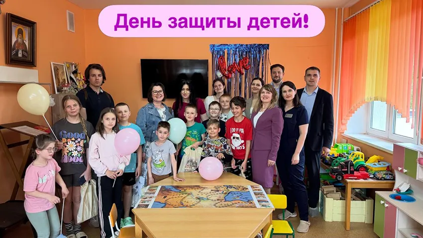 Международный день защиты детей: представители СМУ БГМУ посетили пациентов неврологического отделения