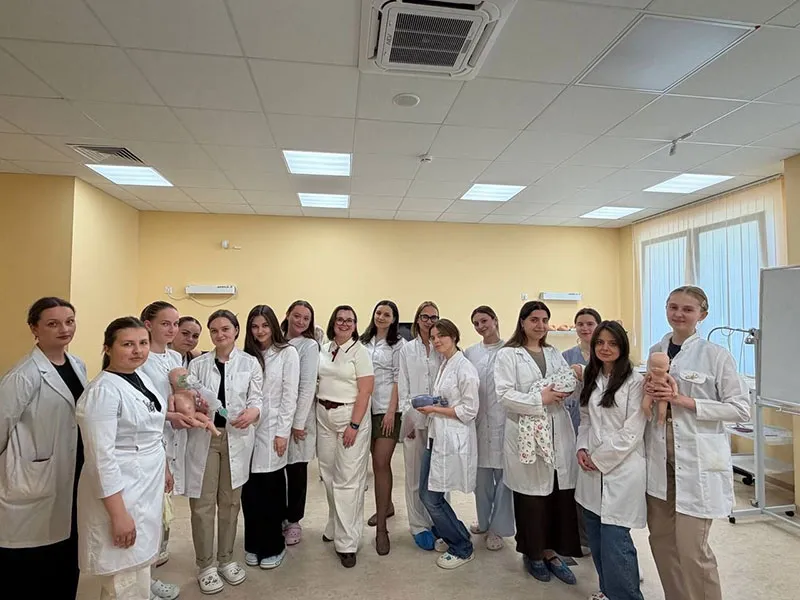 «Две команды – одна цель»: совместное заседание студенческих научных кружков кафедр