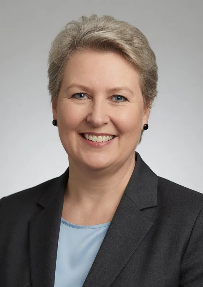 Сандра Хобсон