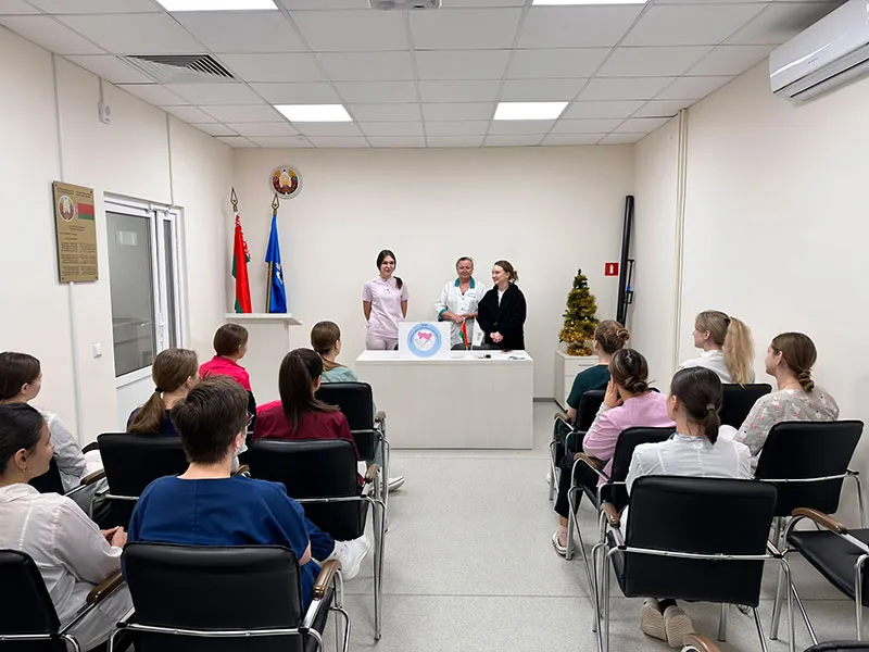 Врачи-интерны рассказали студентам о работе