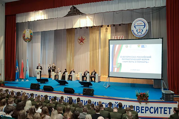 Память о павших в борьбе за освобождение планеты от коричневой чумы, о жертвах нацизма для белорусского народа священна