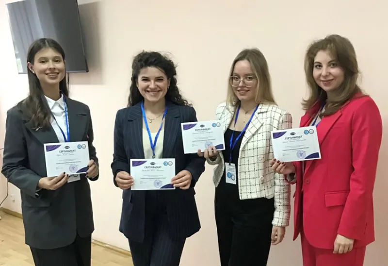 Три диплома привезли с международной конференции студентов и молодых ученых представители стоматологического факультета Белгосмедуниверситета