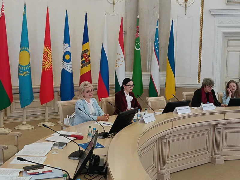 International Roundtable "Observation and Monitoring of Migrants' Health: Experiences in Interdepartmental Cooperation"