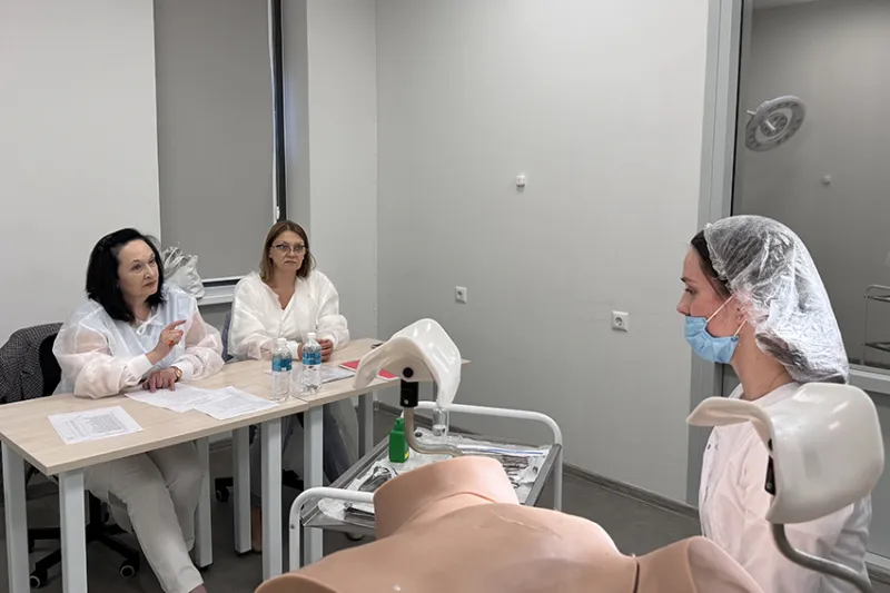 Экзамен у интернов на кафедре акушерства и гинекологии с курсом ПК и П