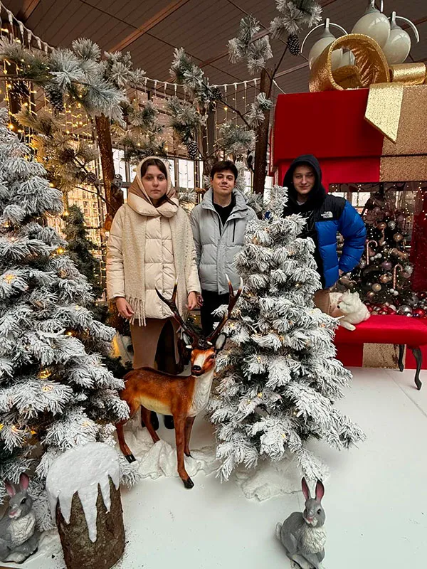 За новогодним настроением на Привокзальную площадь