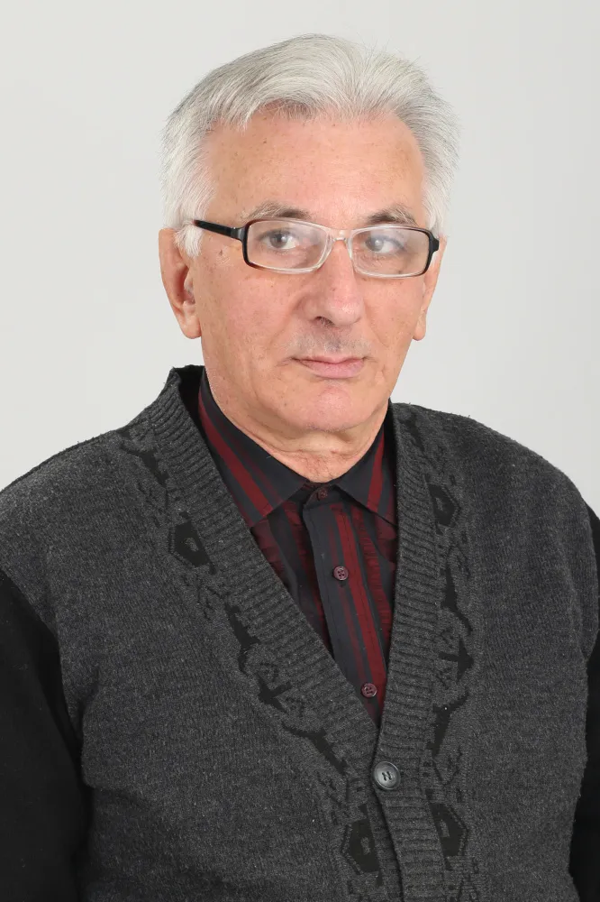 Ломать Леонид Николаевич