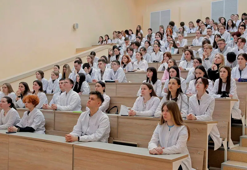 День единения народов Беларуси и России: проект лечебного факультета 