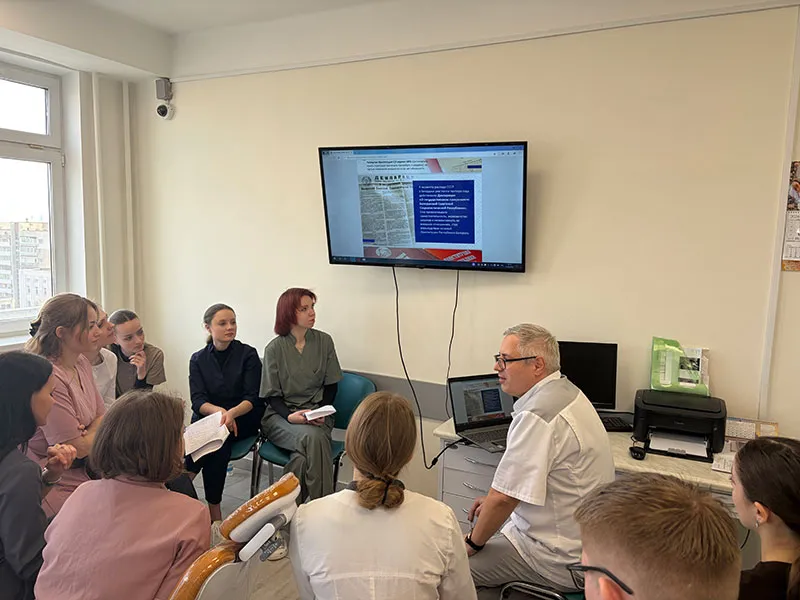 День Конституции Республики Беларусь: информационный час кафедры эндодонтии