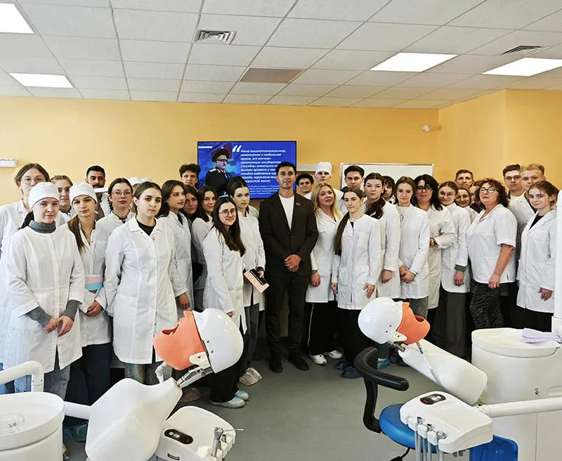 Защита Отечества – священный долг: на кафедре стоматологической пропедевтики и материаловедения прошел Единый день информирования