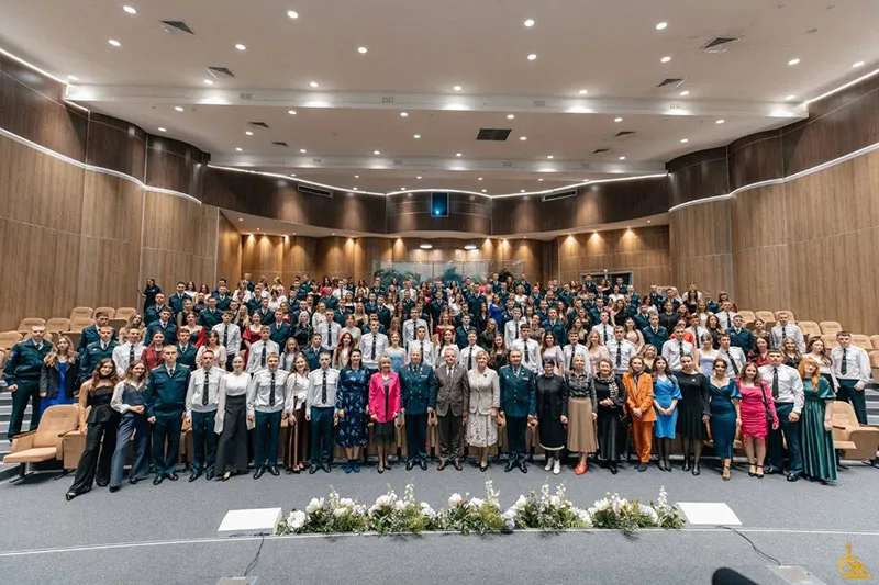 III Республиканский благотворительный молодежный бал "Добрый вечер!"