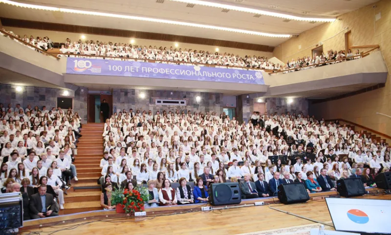 Живой диалог для студентов 2-го курса БГМУ с администрацией университета