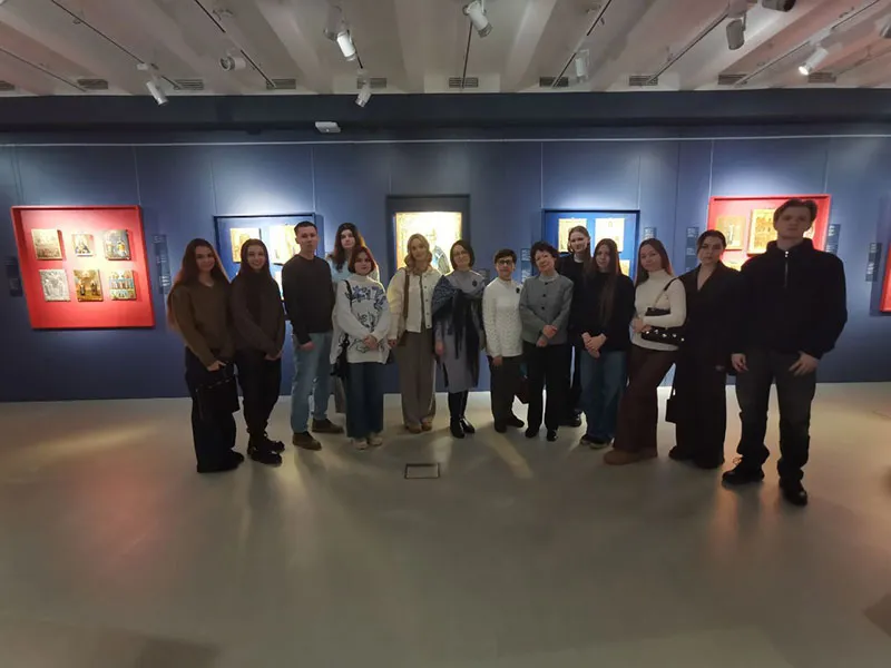 Посещение выставочной экспозиции «Русская икона и художественное литьё XVI – начала XX в.»