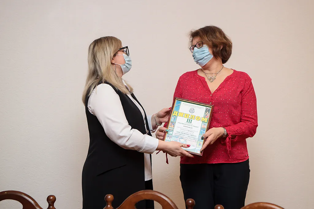 Соревнования по пулевой стрельбе в БГМУ: время считать пробоины
в мишенях