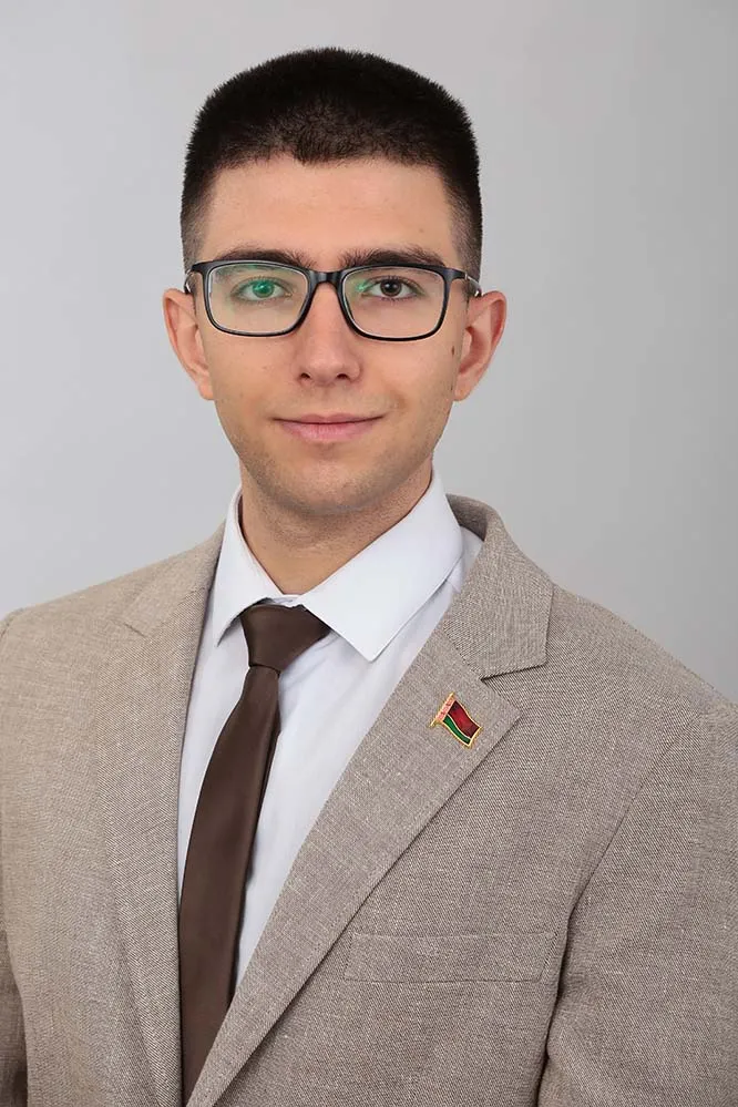 Дашевич Денис