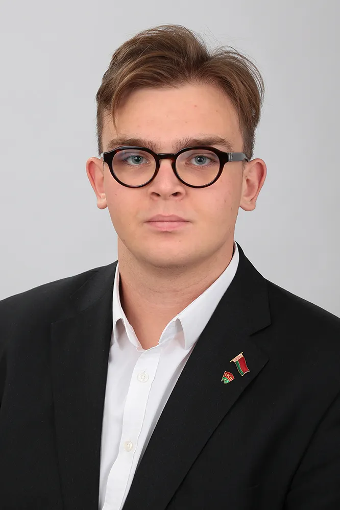  Улосевич Дамир Сергеевич