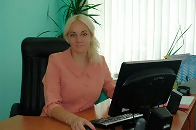 Почему коронавирус «выбирает» все более молодых? Какие изменения происходят в эпидемическом процессе COVID-19?