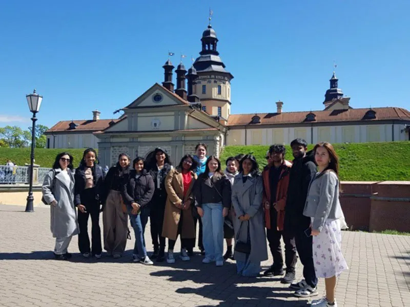 Кураторский час : «По Беларуси с любовью»