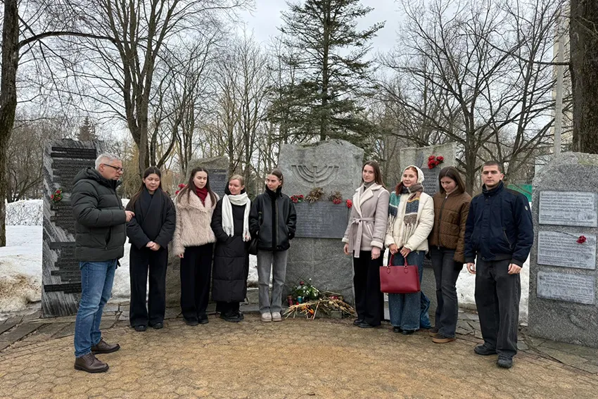 Почтение памяти погибших в Минском гетто