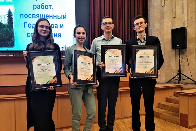 Преподаватели и студенты фармацевтического факультета удостоены наград Республиканского конкурса творческих работ, посвященного Году мира и созидания