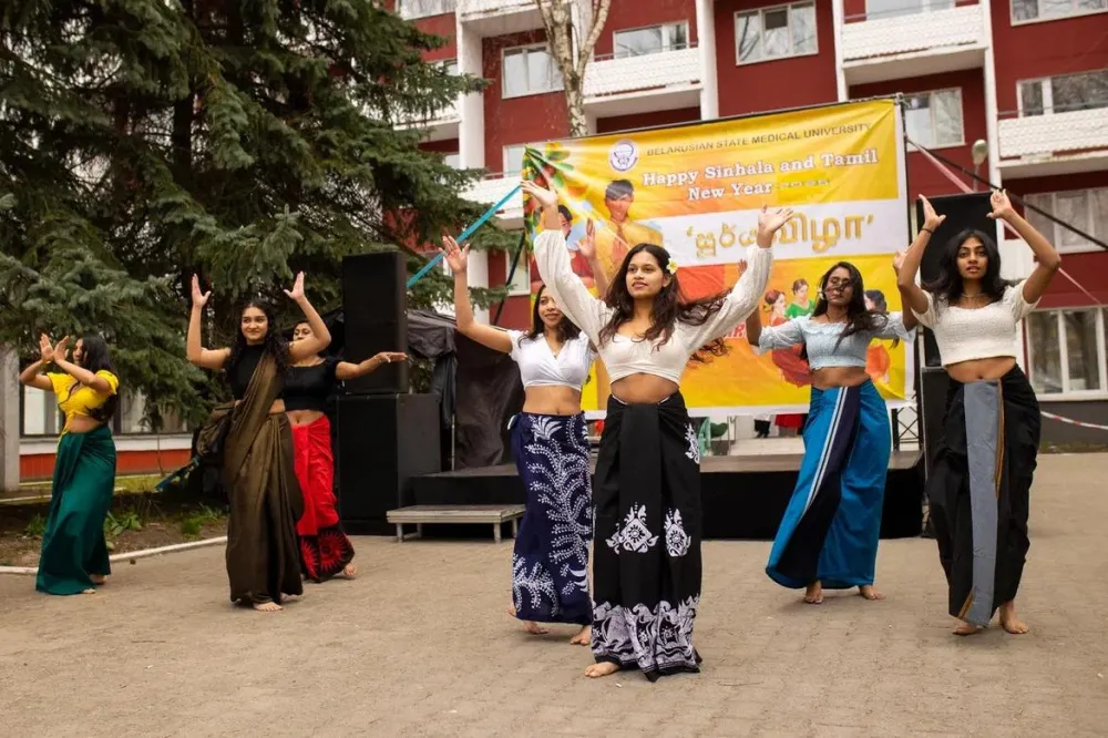 A colourful open-air celebration of the Sinhala, Tamil and Nepali New Year united students of the Belarusian State Medical University