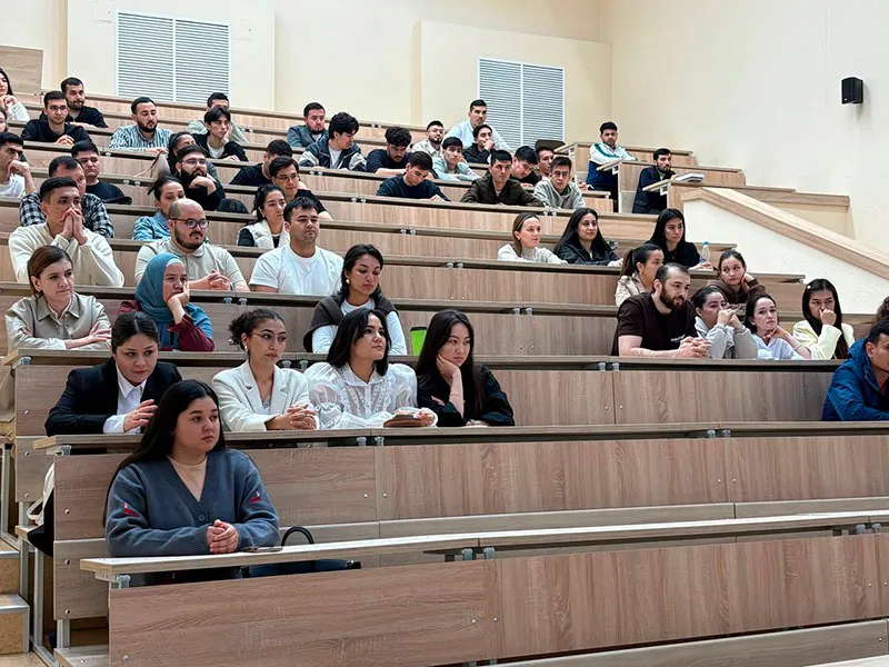 Встреча проректора с клиническими ординаторами из Туркменистана