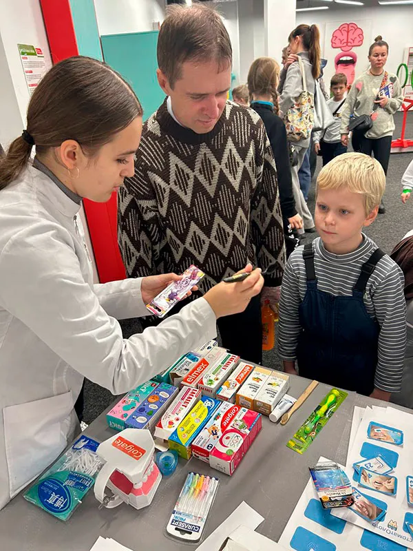 День рождения парка наук «Квантум»: мастер классы от будущих стоматологов