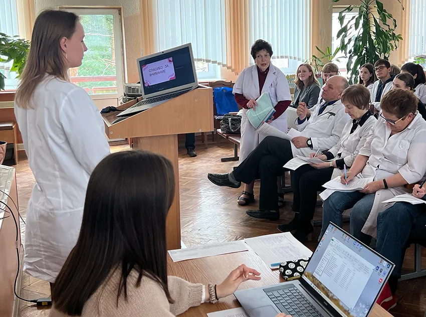 Одиннадцать научных работ были представлены на секции пропедевтики детских болезней студенческой научной конференции