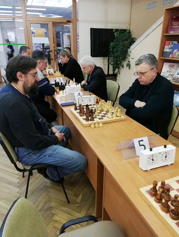 Турнир по шахматам