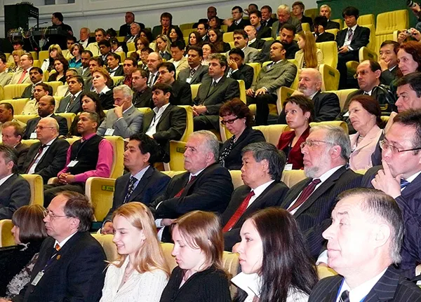 I Форум иностранных выпускников белорусских(советских) вузов во Дворце Республики 29 мая 2008 года