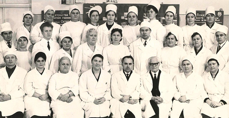 1964 слайд 1 Организован педиатрический факультет.