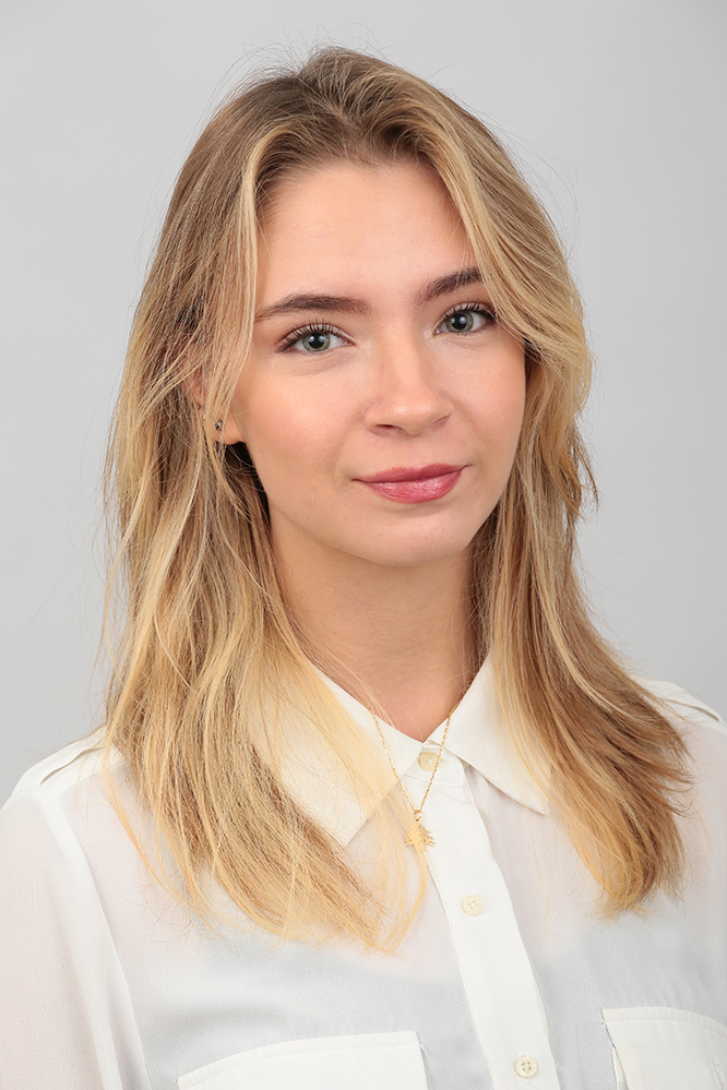  Амхаз Анжела