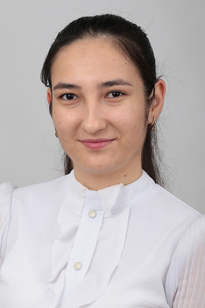  Бабаева Селби