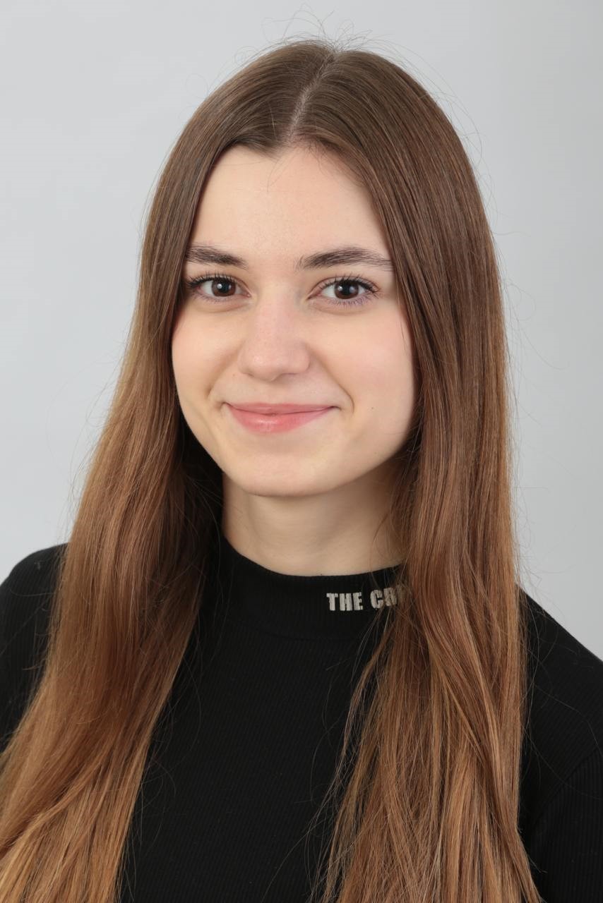 lozovskaya.jpg