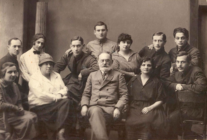 1923 слайд 8 Организована кафедра глазных болезней медицинского факультета БГУ 1923 слайд 8 Организована кафедра глазных болезней медицинского факультета БГУ