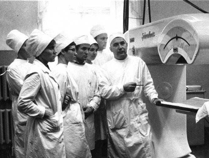 1974 слайд 1 Организована кафедра онкологии 1974 слайд 1 Организована кафедра онкологии