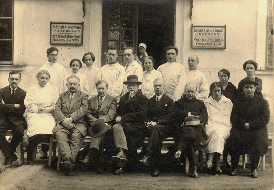 1934 слайд 3 Организована кафедра инфекционных болезней 1934 слайд 3 Организована кафедра инфекционных болезней