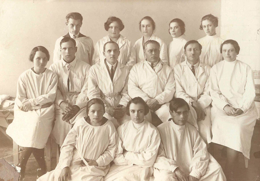 1924 слайд 3 Организована кафедра детских болезней медицинского факультета БГУ 1924 слайд 3 Организована кафедра детских болезней медицинского факультета БГУ